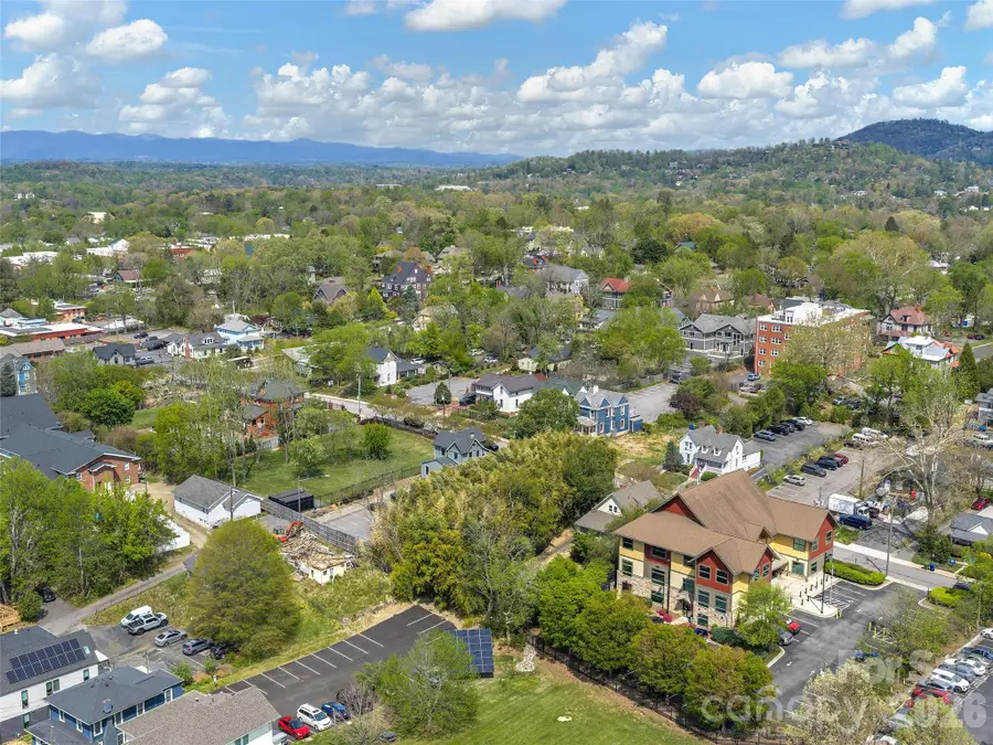 9999 Clayton Street, Asheville, NC 28801 - #3