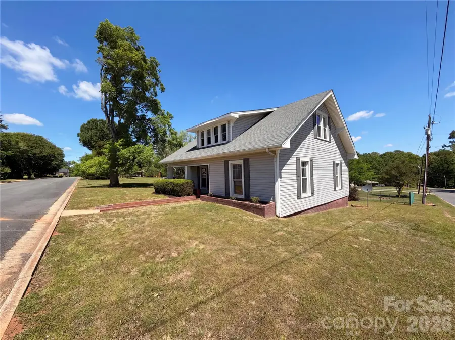 215 S Ferry Road, New London, NC 28127 - #2