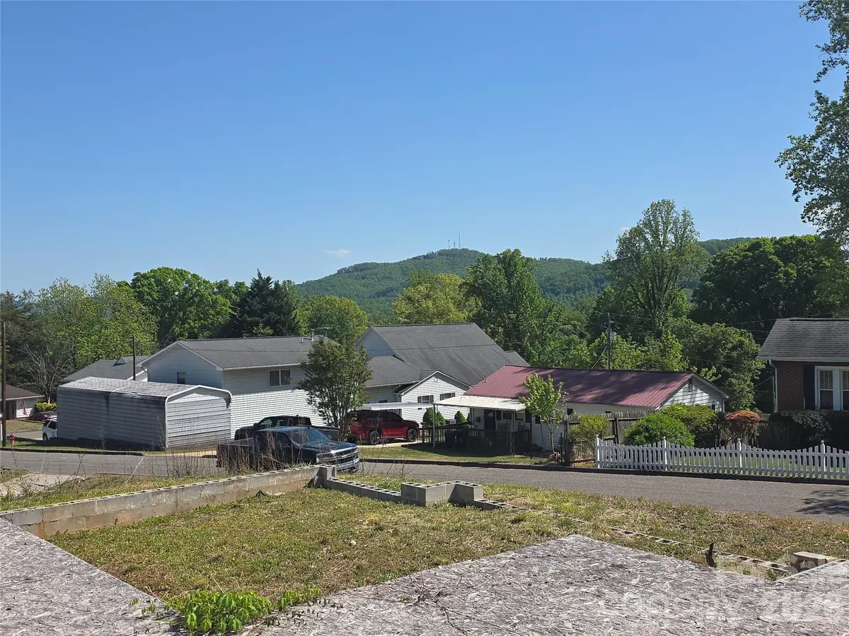 68 Nancy Tolley Street, Marion, NC 28752 - #1