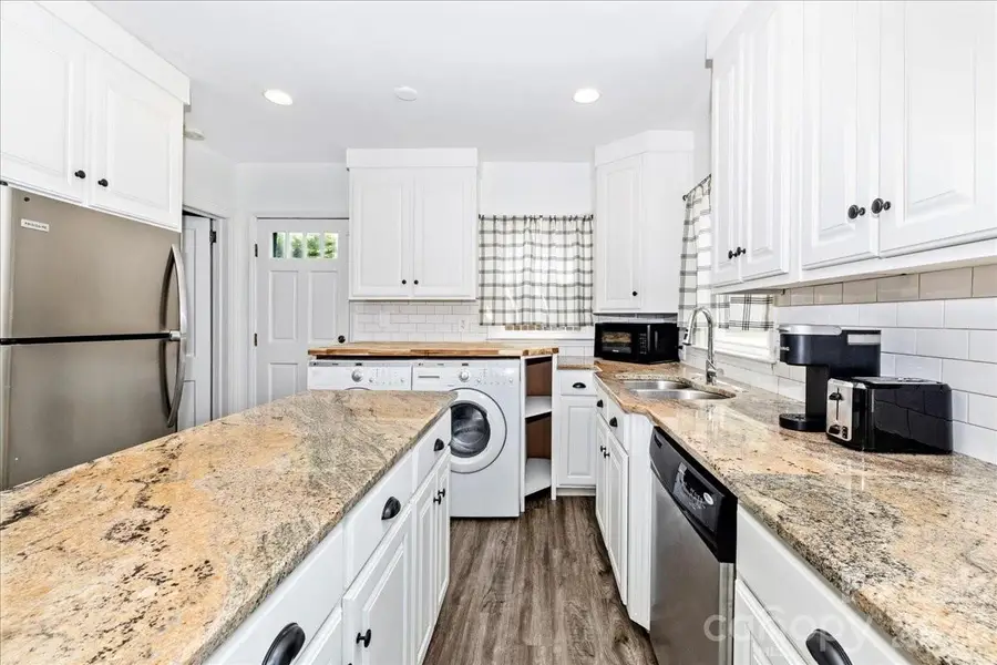 414 E 8th Avenue, Gastonia, NC 28054 - #3