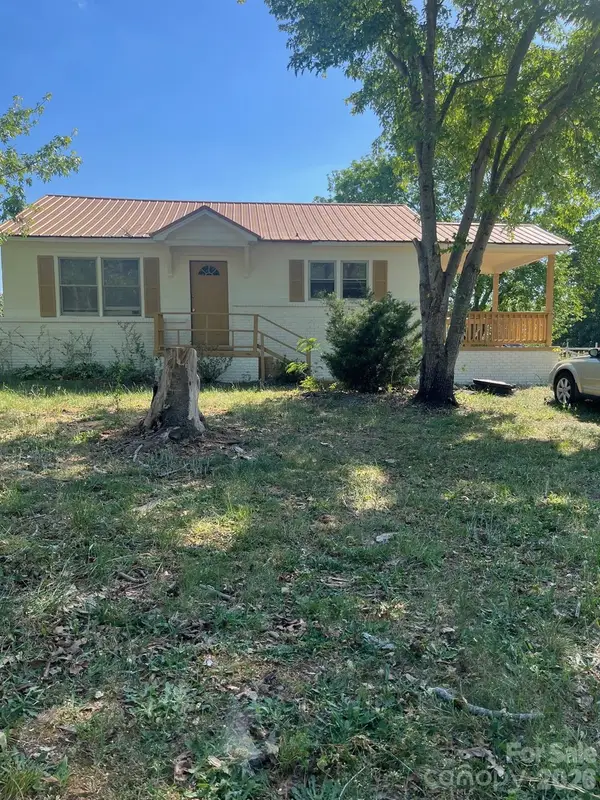 1612 Hawfield Road, Charlotte, NC 28214