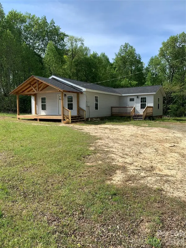 603 Hogan Farm Road, Seagrove, NC 27341