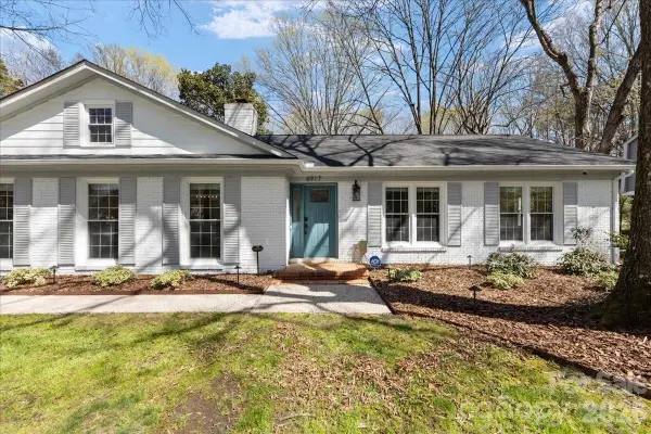 6917 Candlewyck Lane, Charlotte, NC 28226