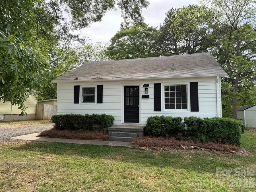 1431 3rd Street Place Ne, Hickory, NC 28601 - #2