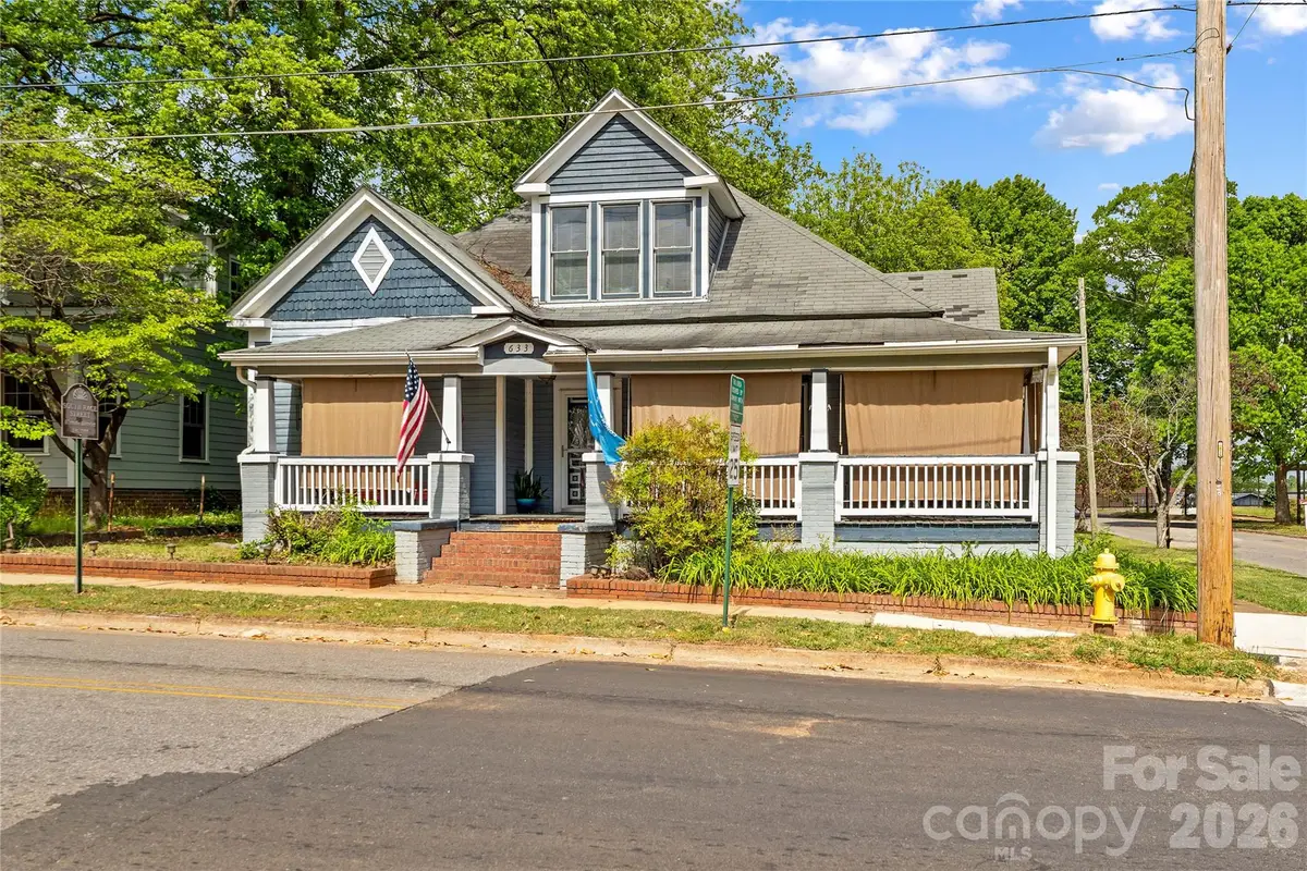 633 S Race Street, Statesville, NC 28677 - #1