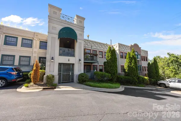 37 Hiawassee Street #W102, Asheville, NC 28801