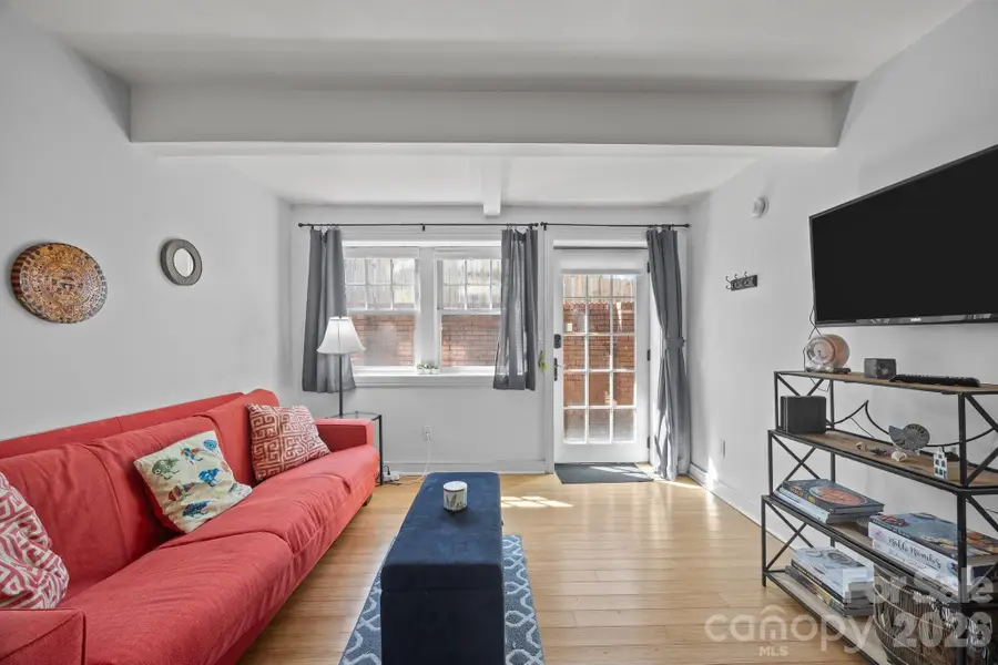 37 Hiawassee Street #W102, Asheville, NC 28801 - #3