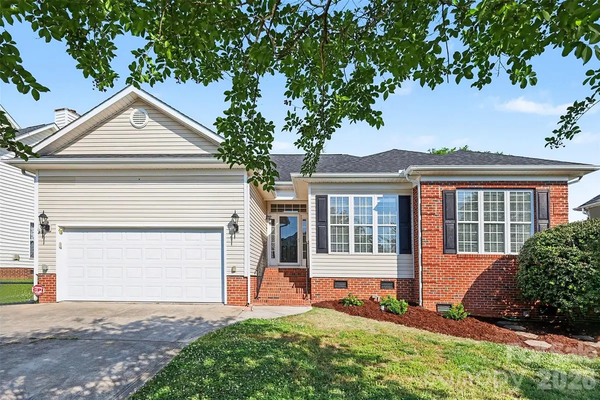 208 Riverfront Parkway, Mount Holly, NC 28120 - #1