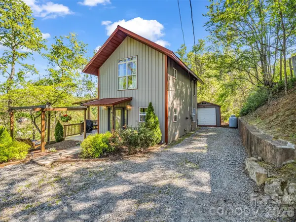 3 Ravine Extension, Woodfin, NC 28804