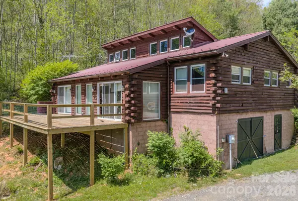 143 Gouge Cemetery Road, Bakersville, NC 28705