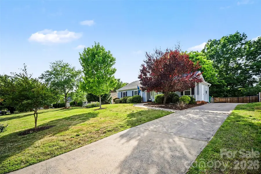 2706 Lytham Drive, Charlotte, NC 28210 - #3