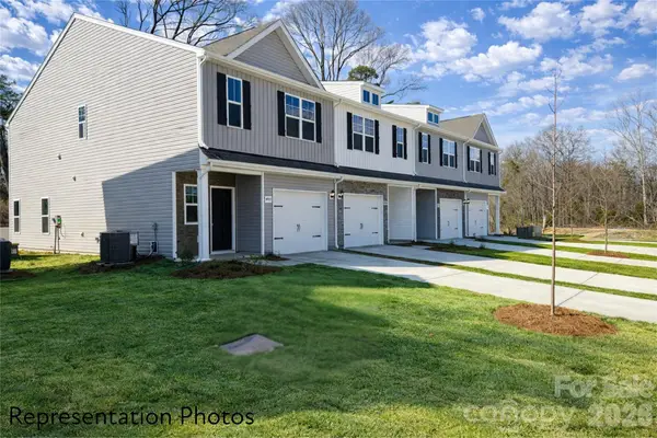 4743 Muskogee Drive, Charlotte, NC 28227