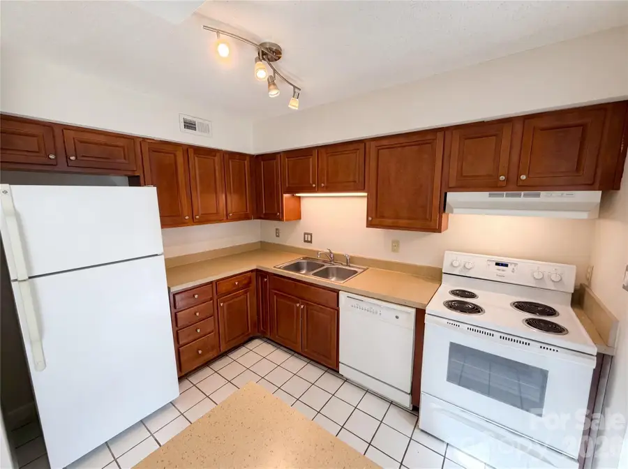 2020 Stoney Point Lane #59, Charlotte, NC 28210 - #2