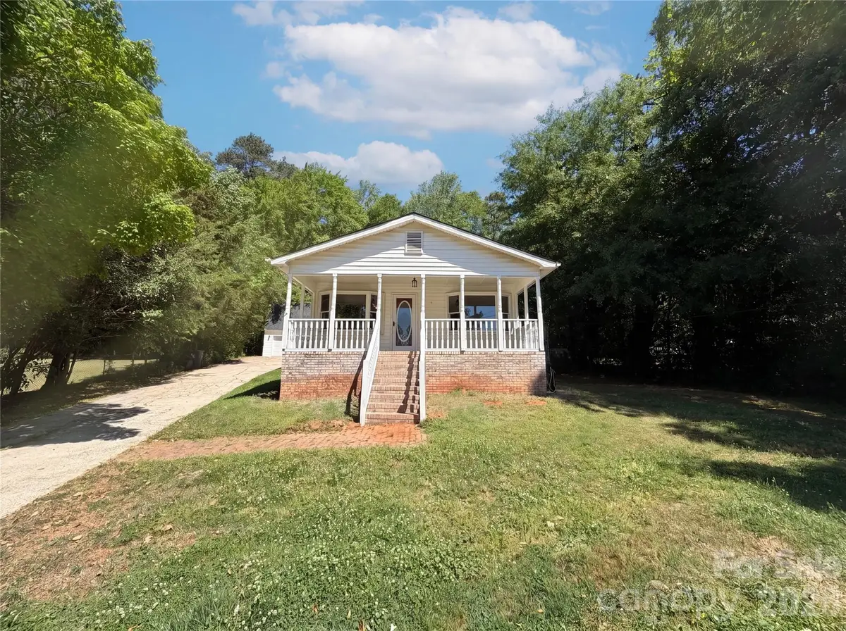 411 Ewing Drive, Belmont, NC 28012 - #1