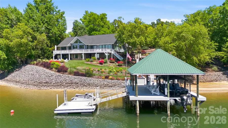 17812 Wilbanks Drive, Charlotte, NC 28278 - #2