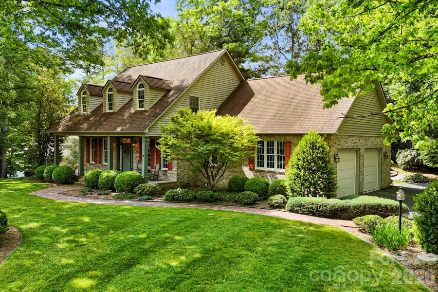 17 Crooked Oak Court, Hendersonville, NC 28791 - #2