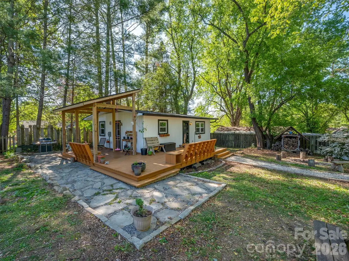 1737 Shano Drive, Hendersonville, NC 28791 - #1