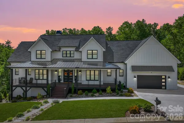 90 Gracie Lane, Weaverville, NC 28787