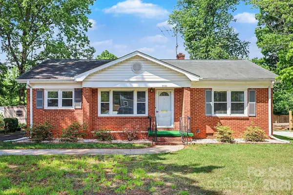 2240 Ashley Road, Charlotte, NC 28208
