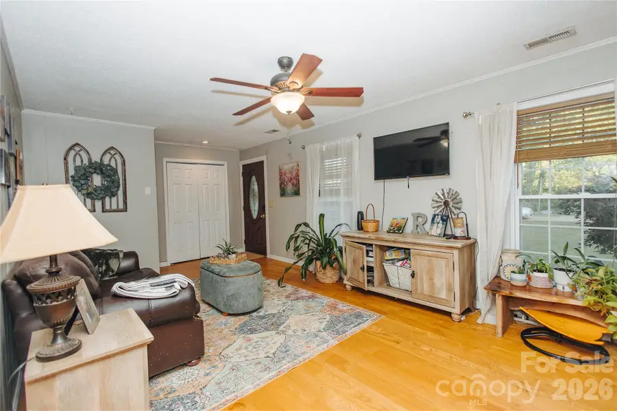 341 Bond Street, Marion, NC 28752 - #3