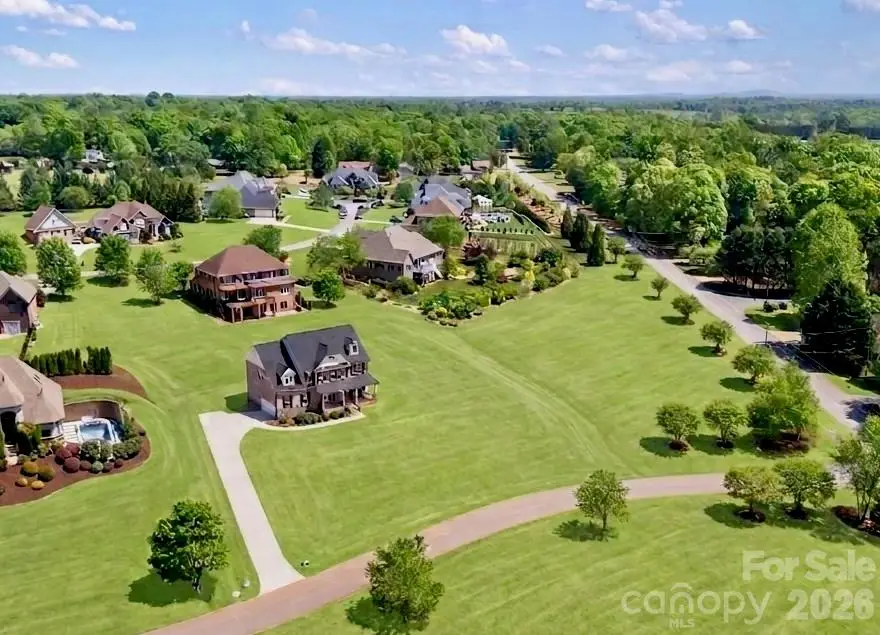 5944 Bakers Point, Hickory, NC 28602 - #3