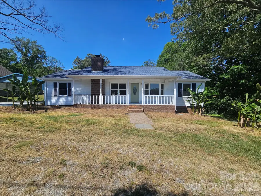 315 Maine Avenue E, Bessemer City, NC 28016 - #2