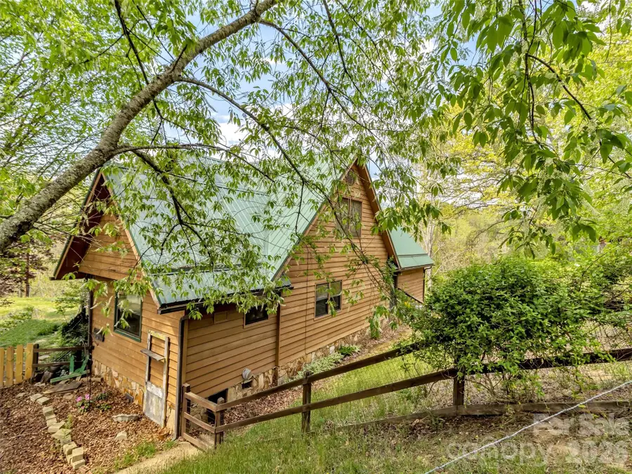 61 Lucy Drive, Canton, NC 28716 - #2