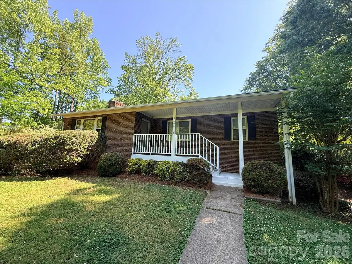 6606 Ludell Lane, Charlotte, NC 28215 - #1