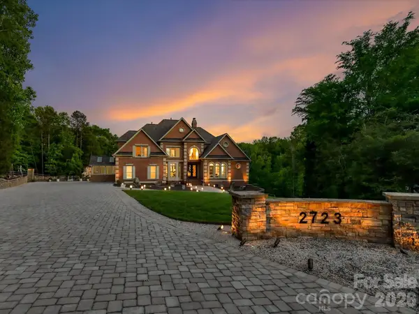 2723 Providence Pine Lane, Charlotte, NC 28270