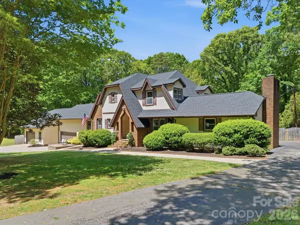 2637 Rolling Hills Drive, Monroe, NC 28110