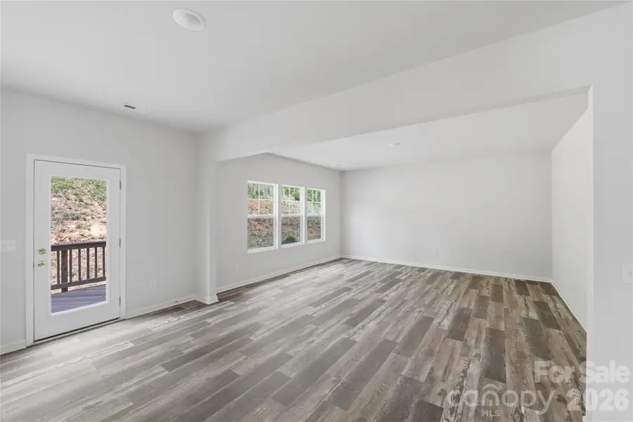 5145 Mark Drive Ne, Hickory, NC 28601 - #2