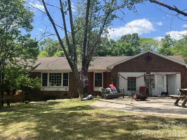 899 N Us Highway 52 Highway, Wadesboro, NC 28170