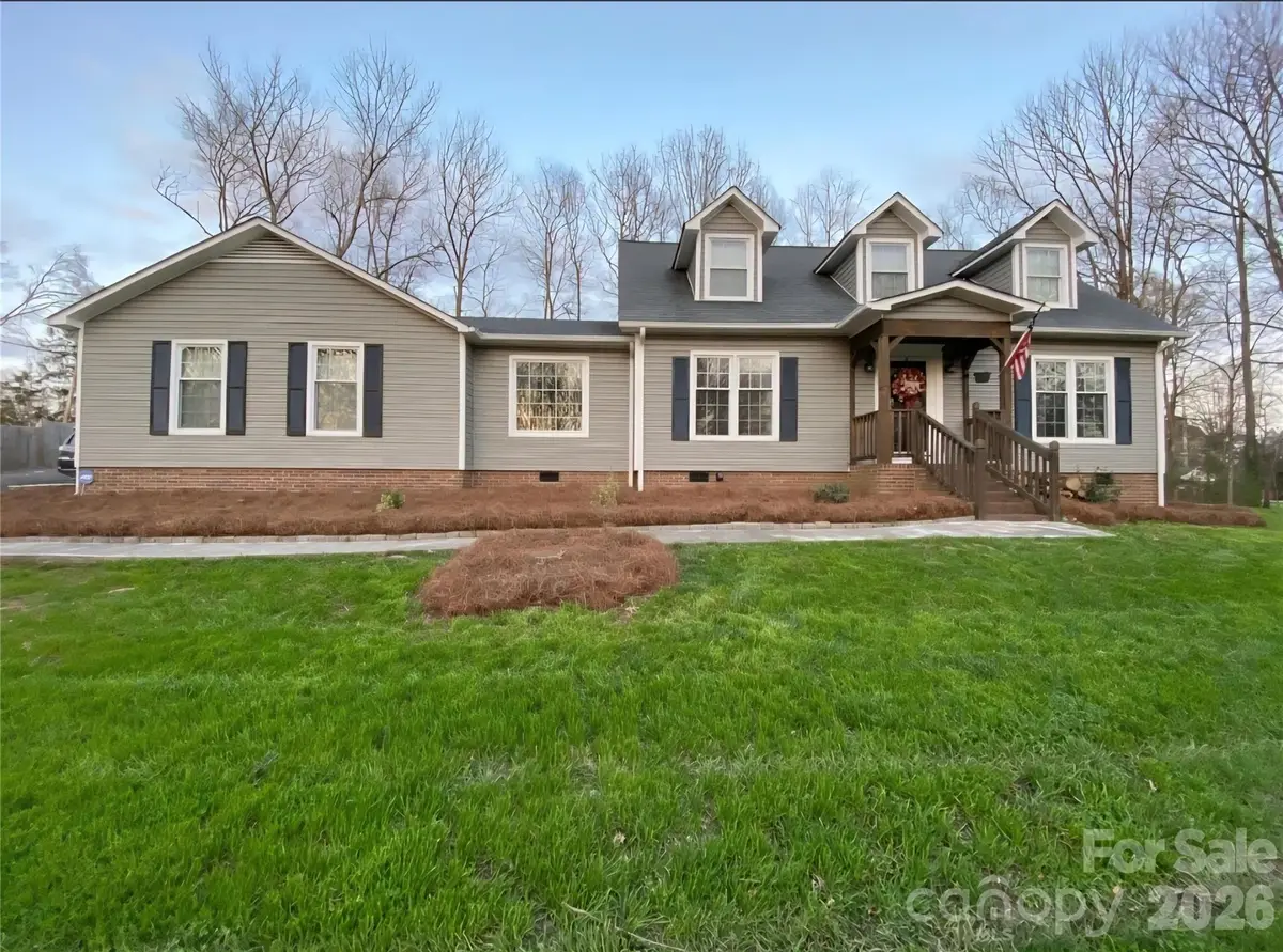 569 Westwood Drive, Kannapolis, NC 28081 - #1