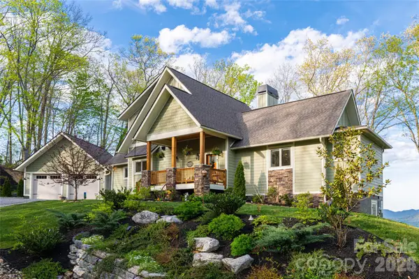 366 Signature Row Boulevard, Waynesville, NC 28785