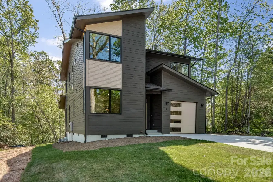 8 Campbell Street, Black Mountain, NC 28711 - #2