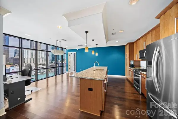 222 S Caldwell Street #1509, Charlotte, NC 28202