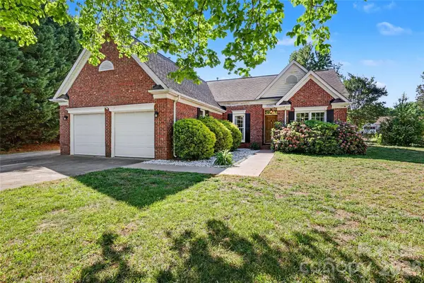 15310 Orkney Court, Charlotte, NC 28278