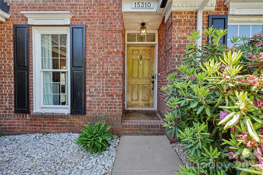 15310 Orkney Court, Charlotte, NC 28278 - #2