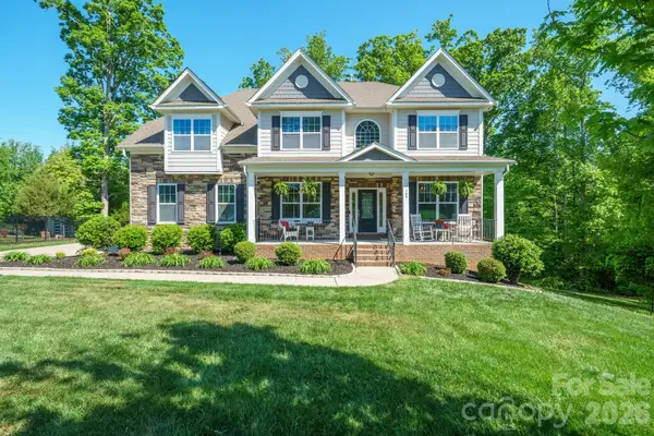 109 Athens Court, Mooresville, NC 28115