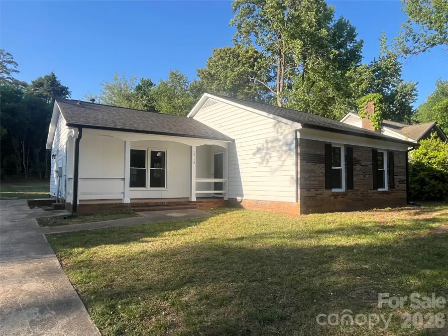 1712 Blandford Drive, Charlotte, NC 28262 - #2