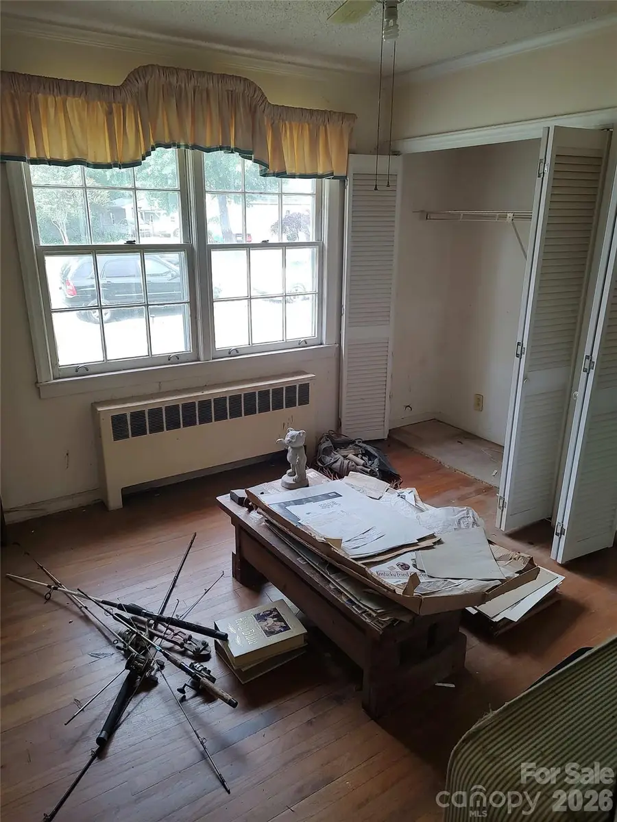 1400 Roslyn Drive, Burlington, NC 27215 - #3