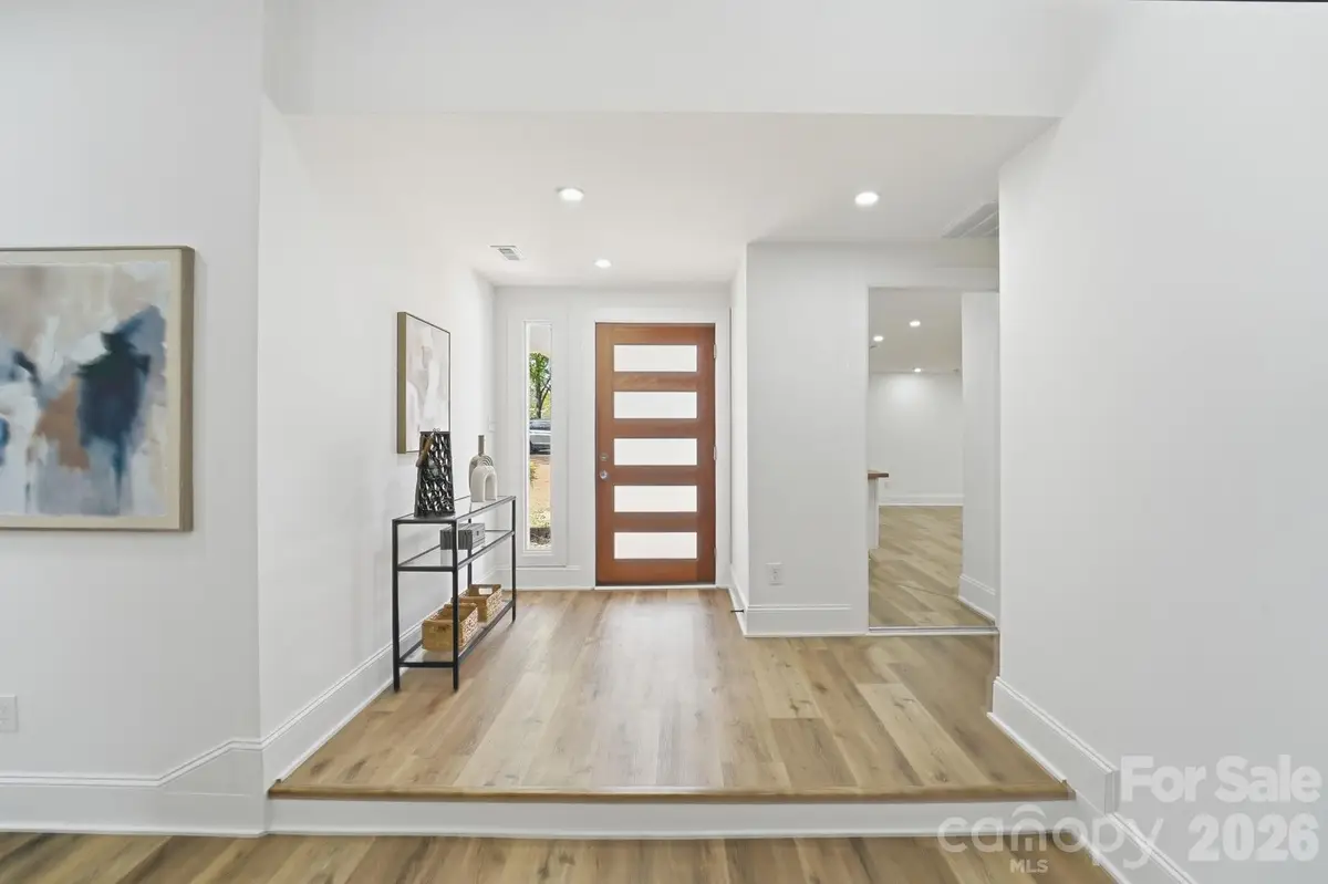 4706 Cricklewood Lane, Charlotte, NC 28212 - #1