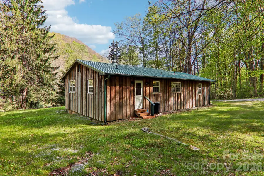 28 Mull Cove Road, Maggie Valley, NC 28751 - #2