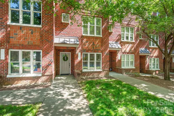 100 N Laurel Avenue #102, Charlotte, NC 28207