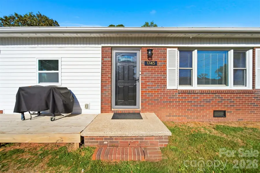 1745 26th Street Ne, Hickory, NC 28601 - #2