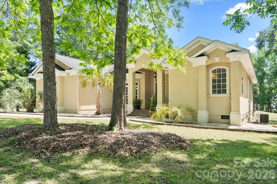 411 Chapman Street, Chesterfield, SC 29709 - #3