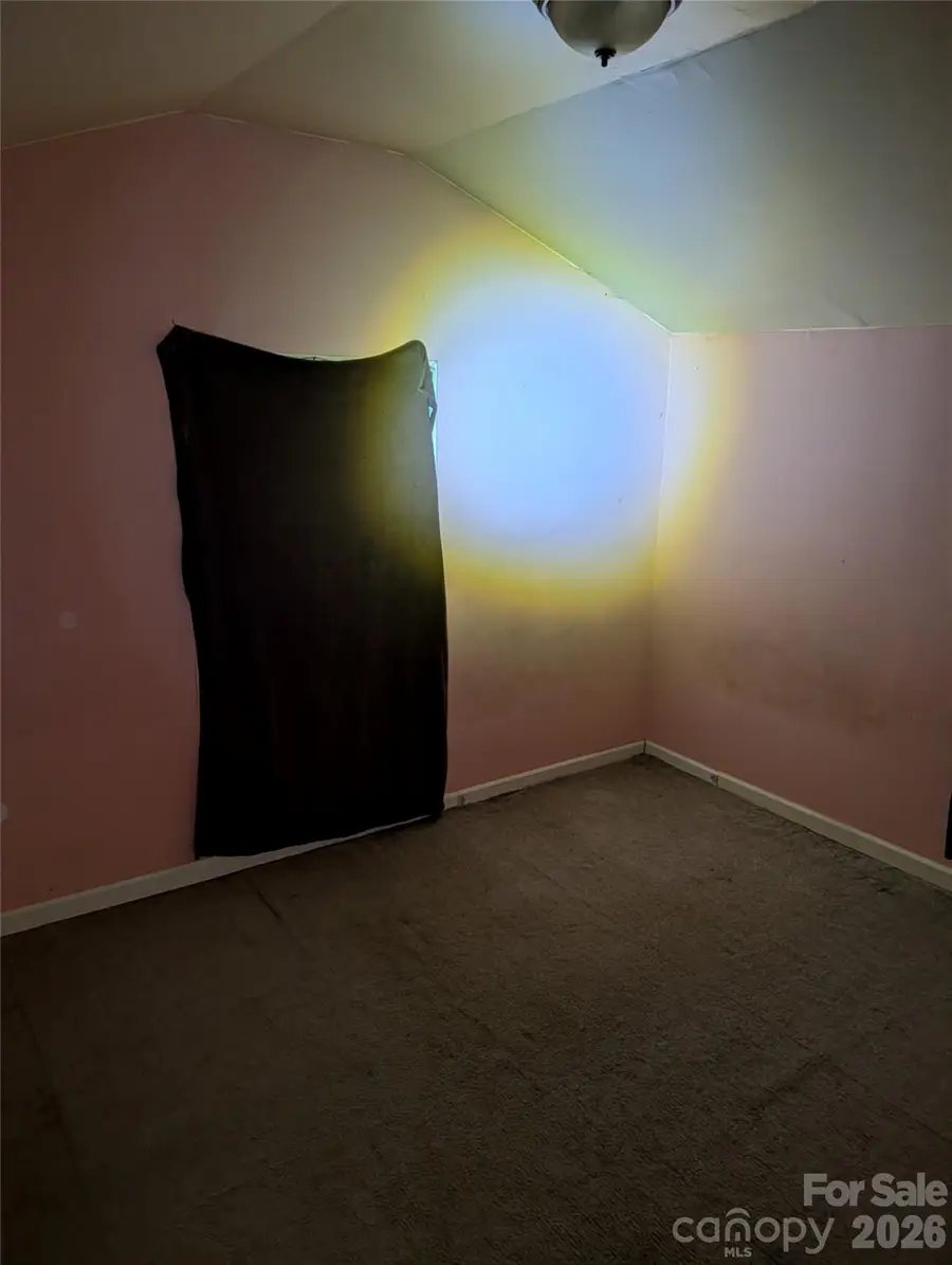 1024 W Sycamore Avenue, Gastonia, NC 28052 - #3