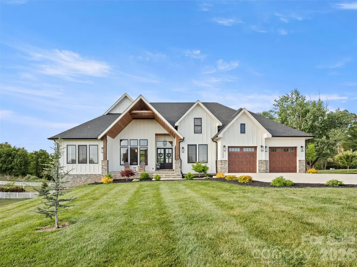 208 Majestic Ridge Road, Mills River, NC 28759 - #1