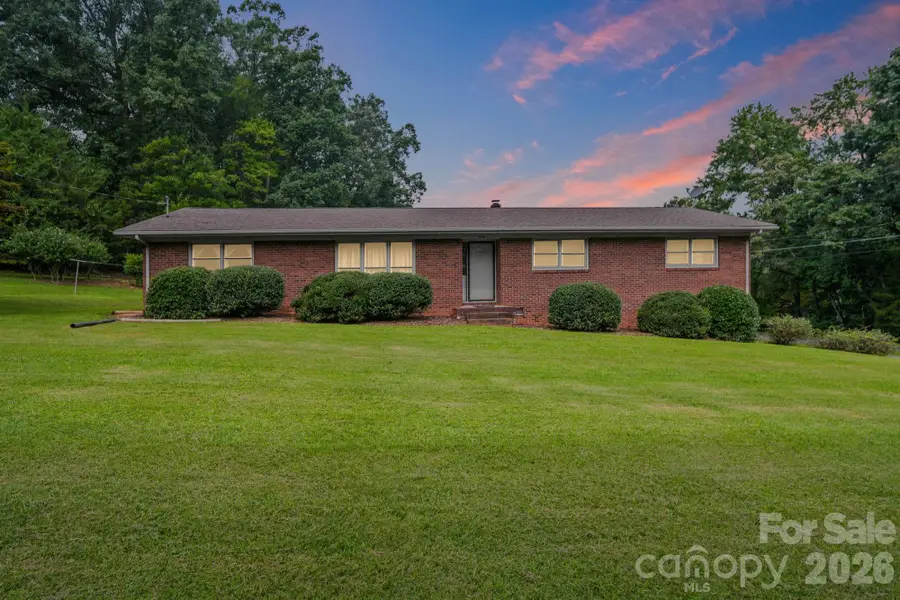 1008 Longview Drive, New London, NC 28127 - #2