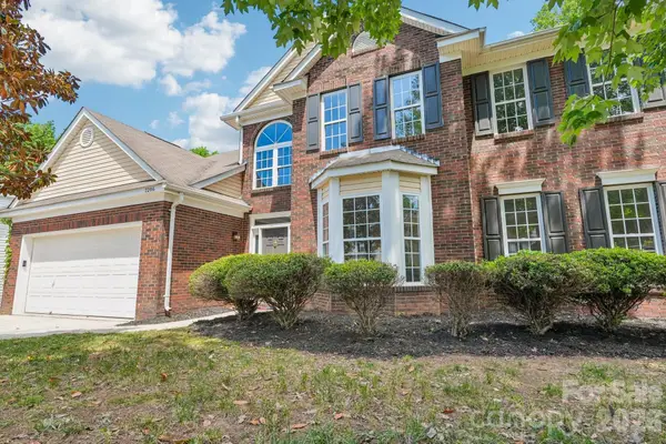 7206 Sweetfield Drive, Huntersville, NC 28078